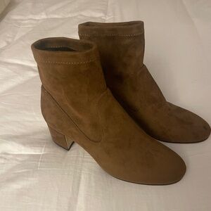 MARION PARKE Grace Suede Block-Heel Boot